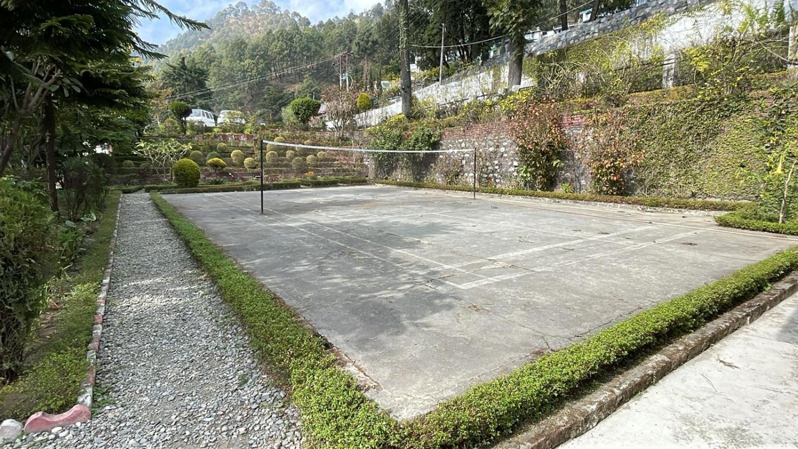 8Fold-Pinecrest By Larisa, Bhimtal Hotel Luaran gambar