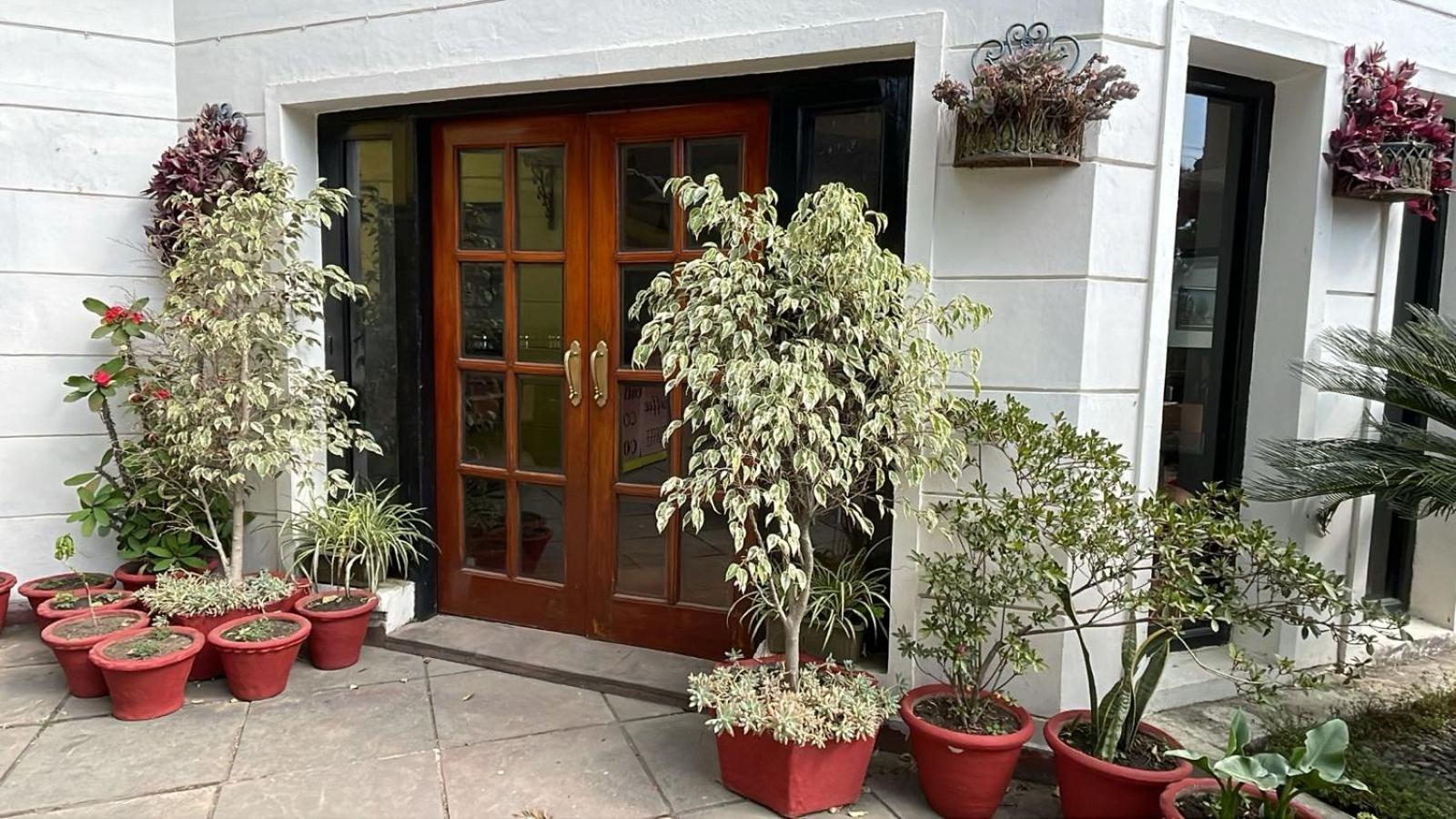 8Fold-Pinecrest By Larisa, Bhimtal Hotel Luaran gambar