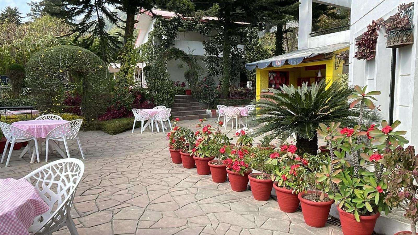 8Fold-Pinecrest By Larisa, Bhimtal Hotel Luaran gambar